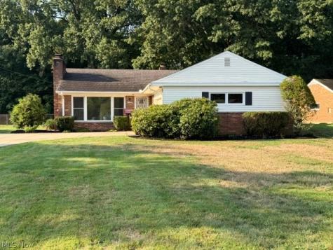 23869 Bonny Bank Drive Westlake OH 44145