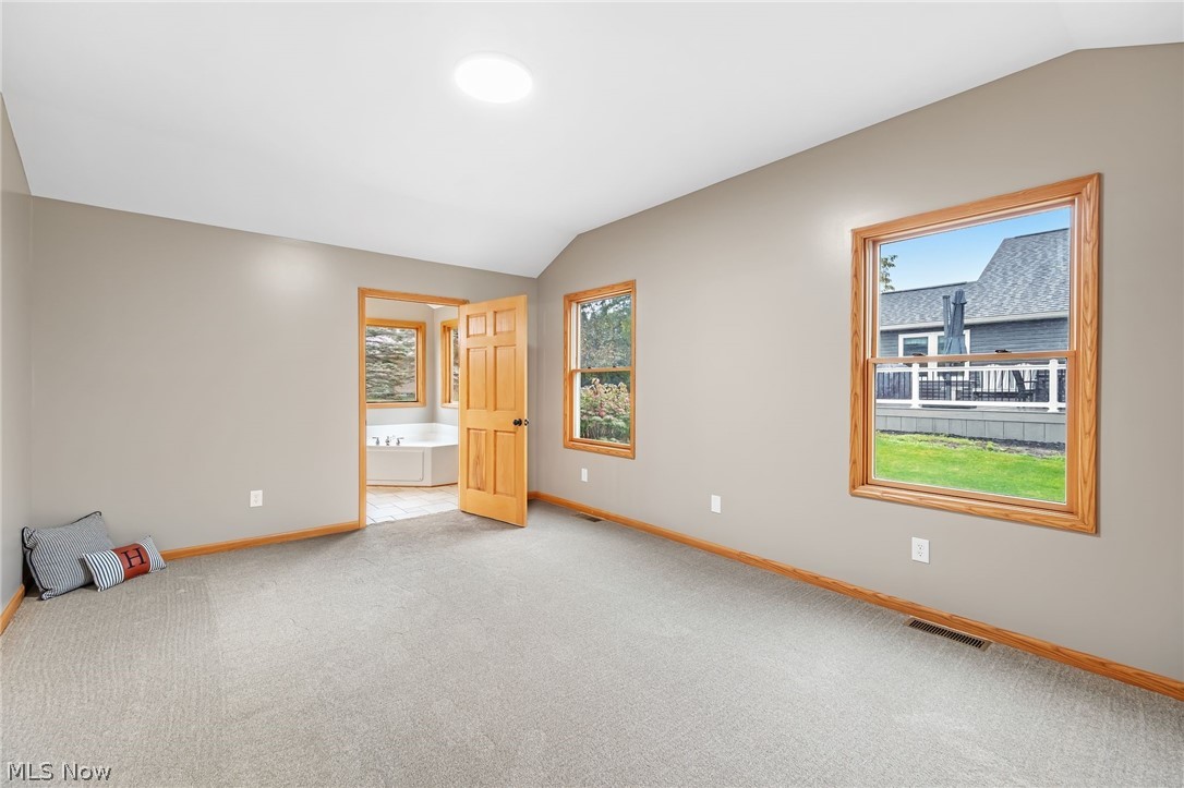 2427 Queensbury Road Alliance OH 44601
