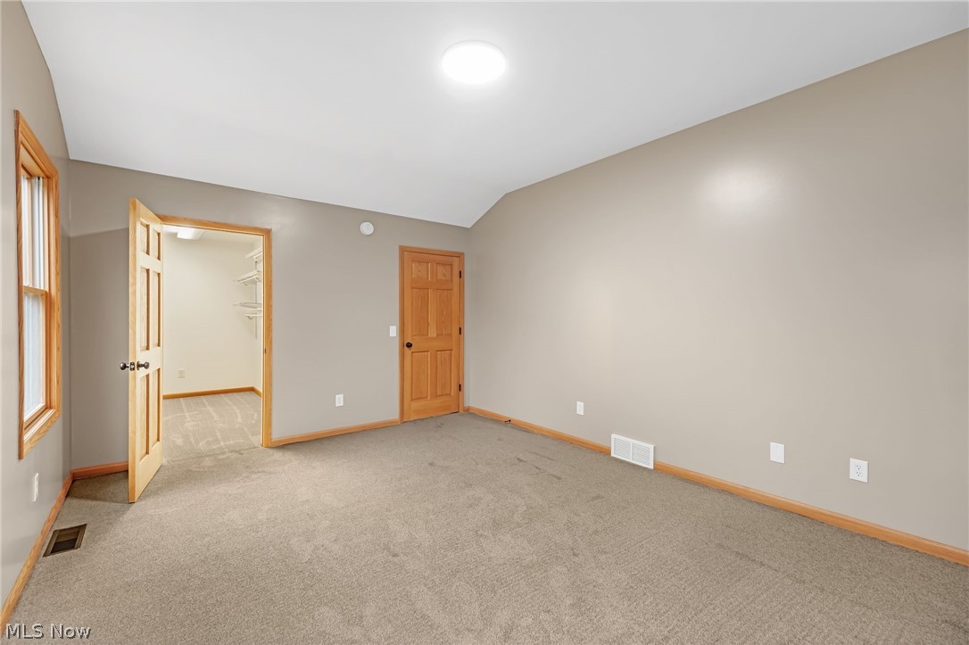 2427 Queensbury Road Alliance OH 44601