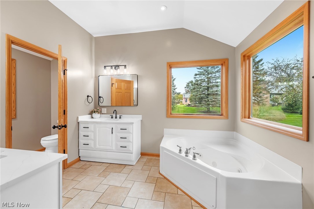 2427 Queensbury Road Alliance OH 44601