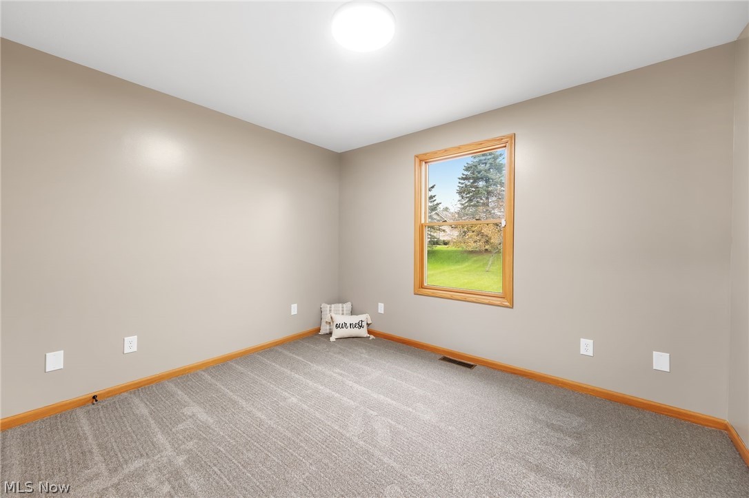 2427 Queensbury Road Alliance OH 44601