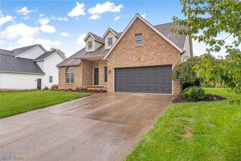 2427 Queensbury Road Alliance OH 44601