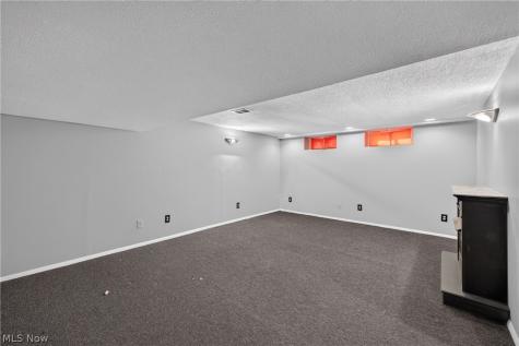 1128 Irene Road Lyndhurst OH 44124