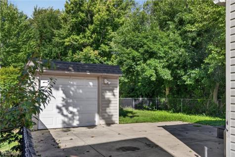 1128 Irene Road Lyndhurst OH 44124