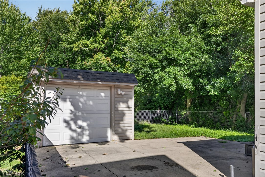 1128 Irene Road Lyndhurst OH 44124