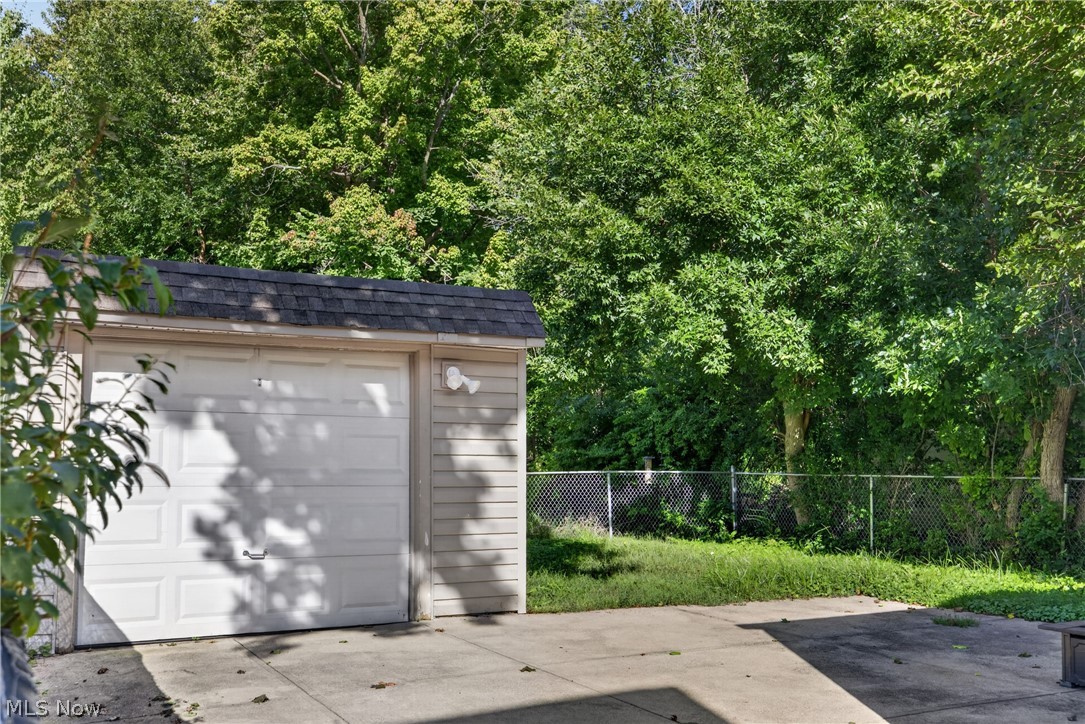 1128 Irene Road Lyndhurst OH 44124
