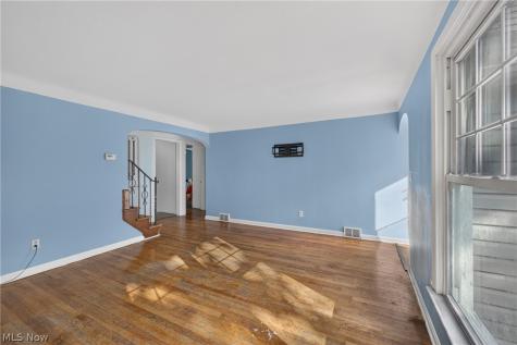 1128 Irene Road Lyndhurst OH 44124