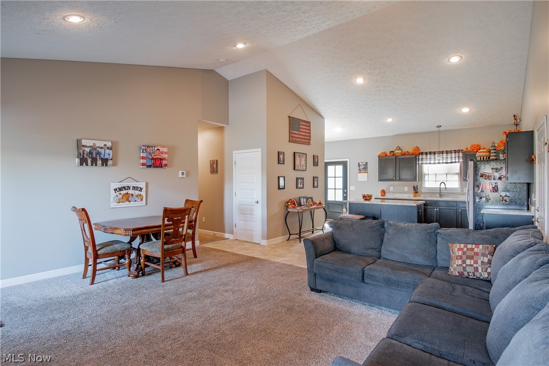 4009 Greenwich Road Norton OH 44203