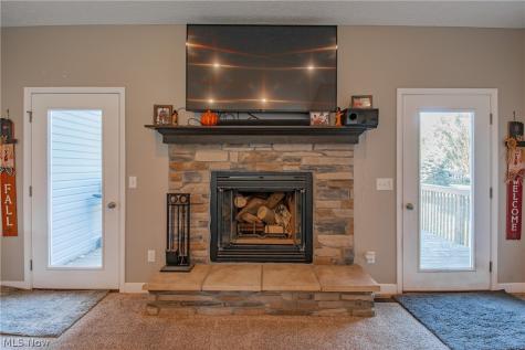 4009 Greenwich Road Norton OH 44203