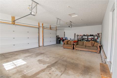 4009 Greenwich Road Norton OH 44203