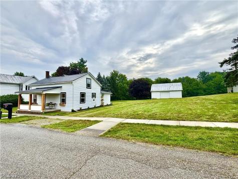 131 Mill Street Burbank OH 44214