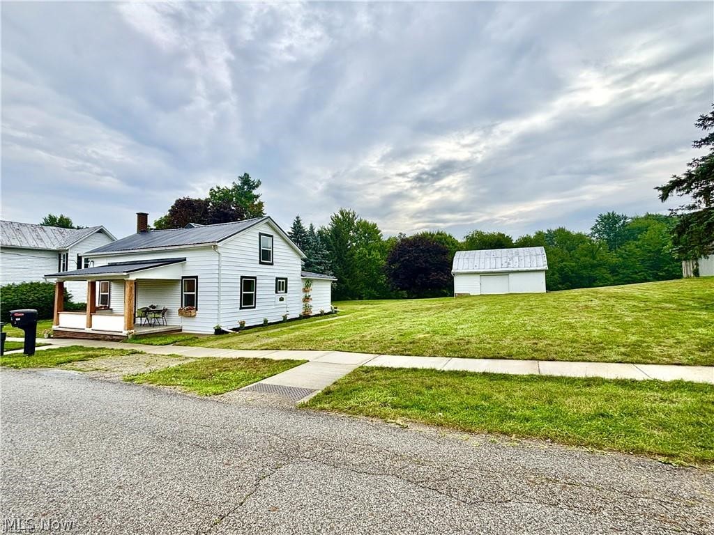 131 Mill Street Burbank OH 44214