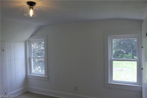 131 Mill Street Burbank OH 44214