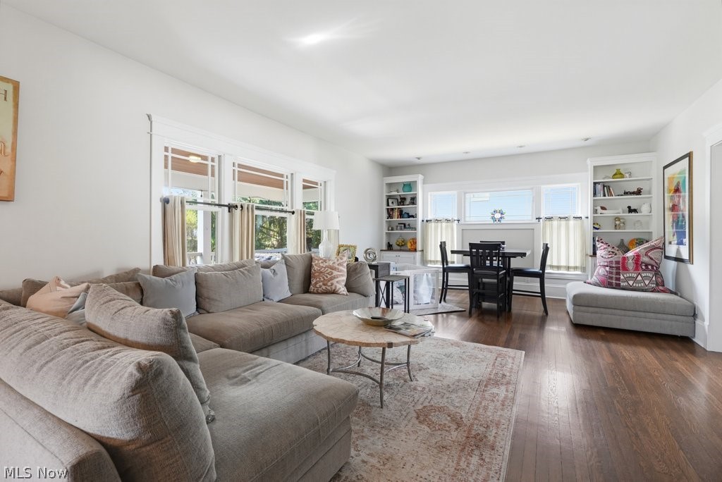 104 S Franklin Street Chagrin Falls OH 44022