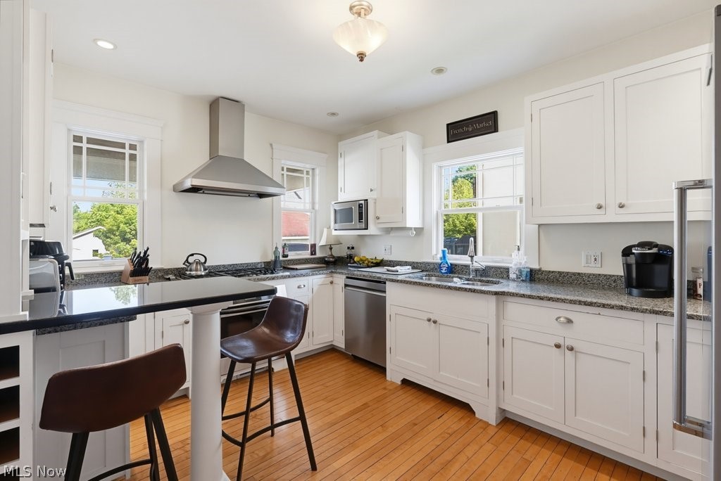104 S Franklin Street Chagrin Falls OH 44022