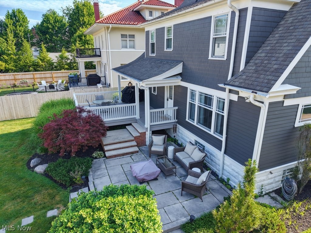 104 S Franklin Street Chagrin Falls OH 44022