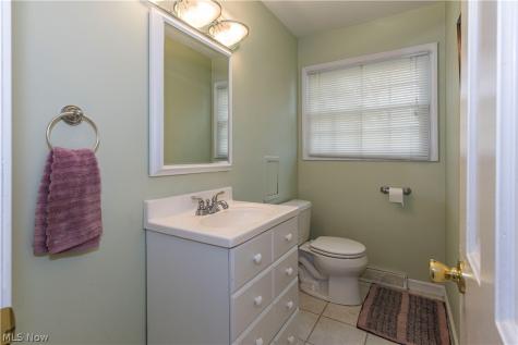 4607 Woodside Avenue NW Canton OH 44709