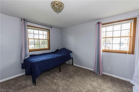 4607 Woodside Avenue NW Canton OH 44709