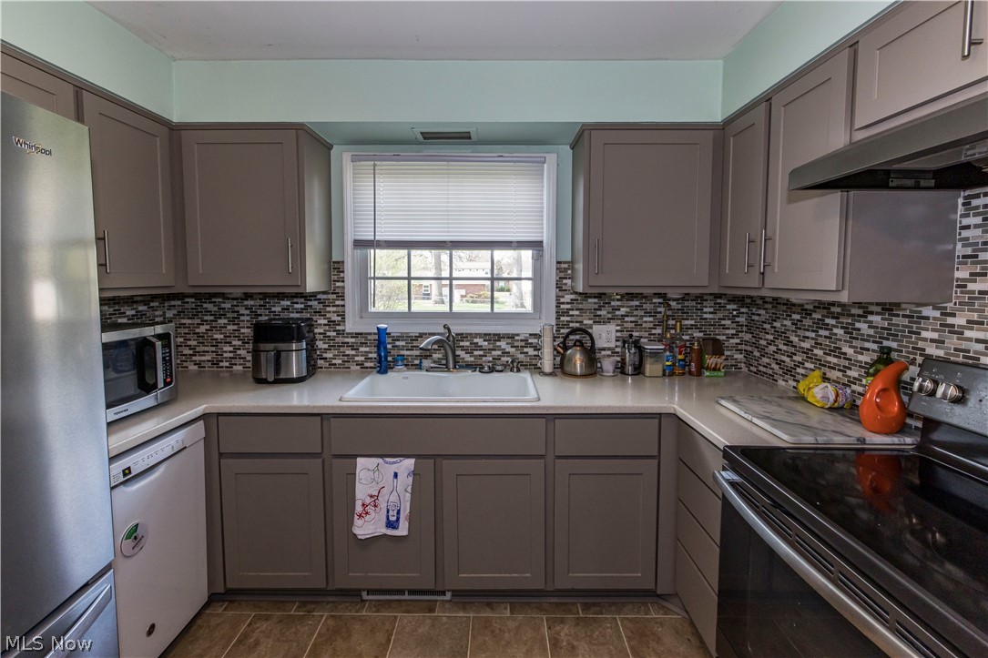4607 Woodside Avenue NW Canton OH 44709