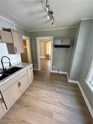 3059 W 111th Street Cleveland OH 44111