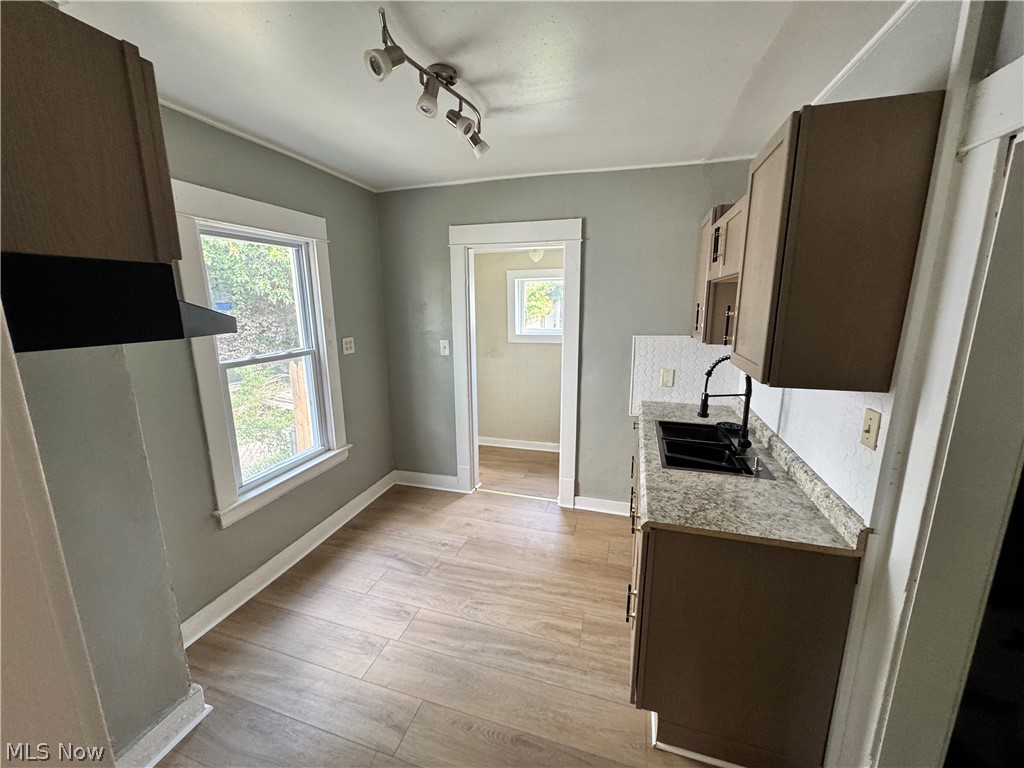 3059 W 111th Street Cleveland OH 44111