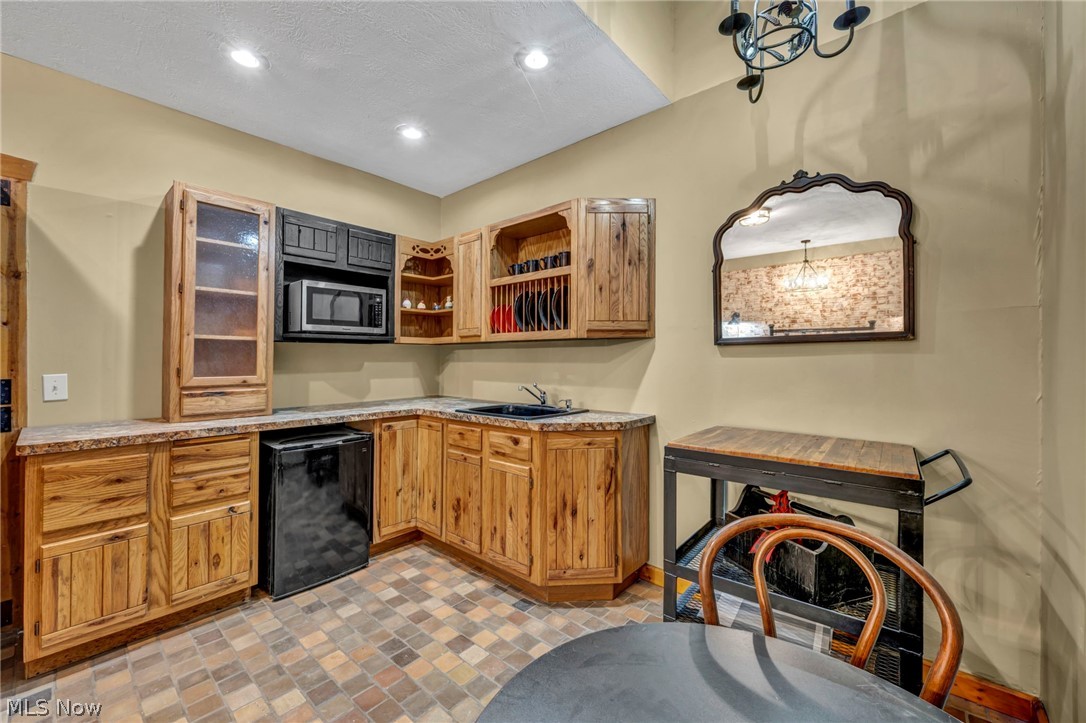 4020 Faircrest Street SW Canton OH 44706