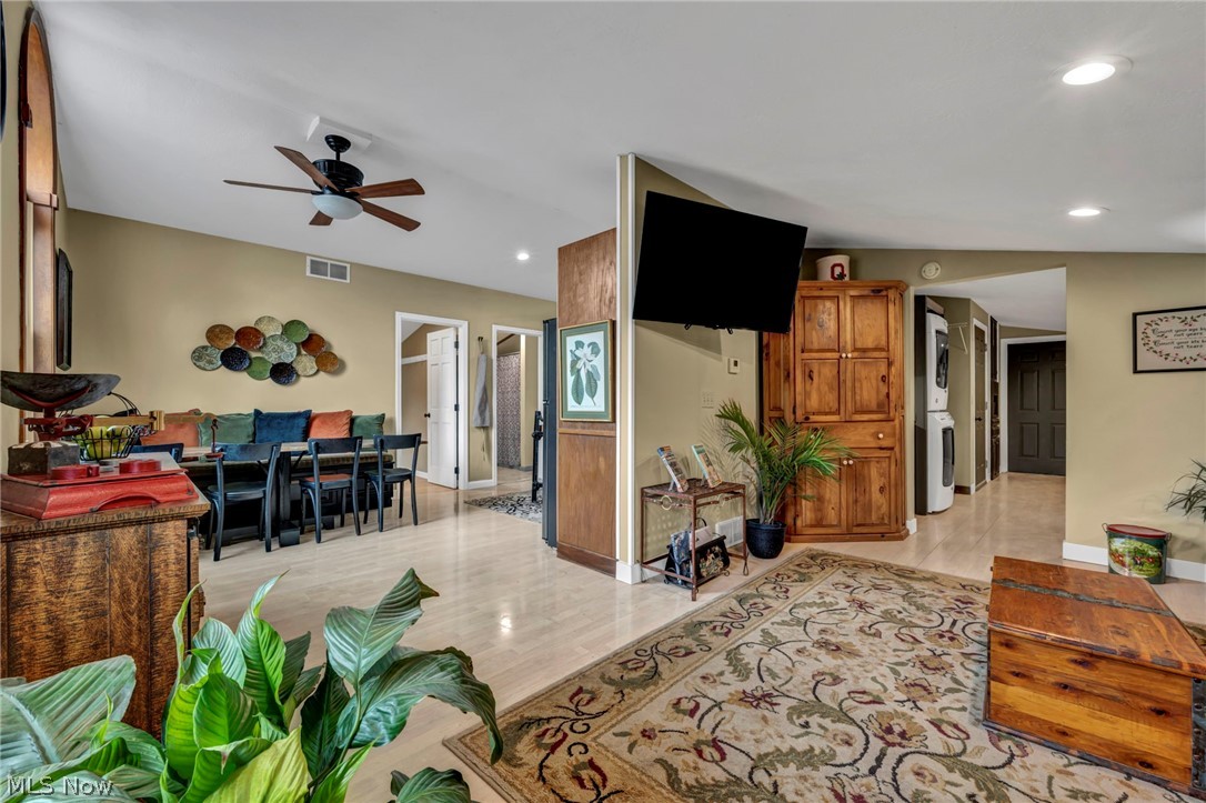 4020 Faircrest Street SW Canton OH 44706