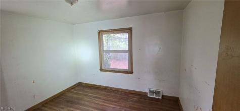 16415 Huntmere Avenue Cleveland OH 44110