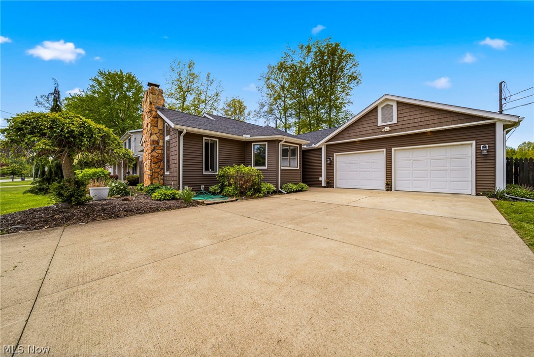 2013 Deerfield Drive Ashtabula OH 44004