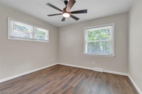 2429 Thurmont Road Akron OH 44313