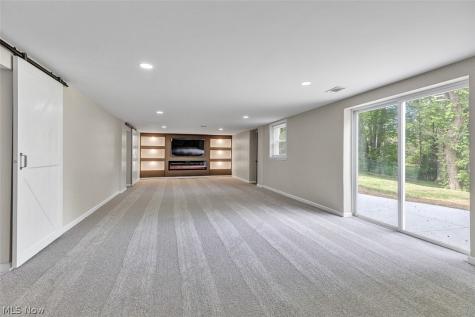 2429 Thurmont Road Akron OH 44313