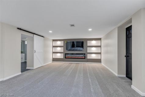 2429 Thurmont Road Akron OH 44313