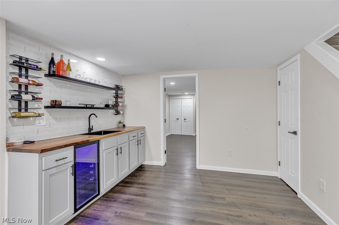 2429 Thurmont Road Akron OH 44313