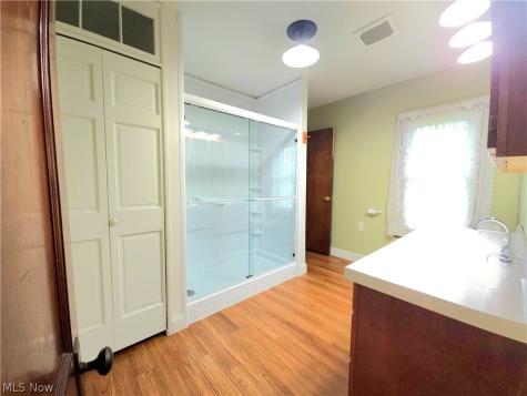821 Cleveland Road Ravenna OH 44266