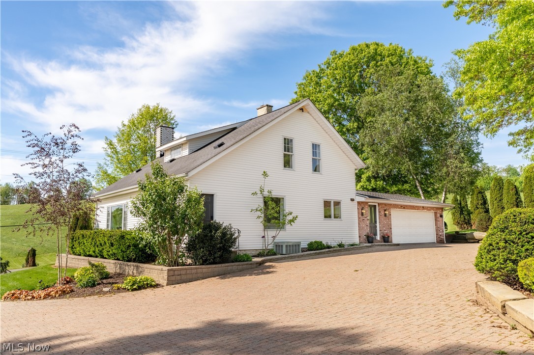 3245 Battlesburg Street SE East Sparta OH 44626