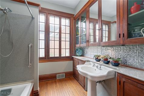 316 Fifth Street Marietta OH 45750
