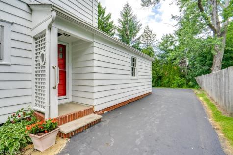 632 Roslyn Avenue Akron OH 44320