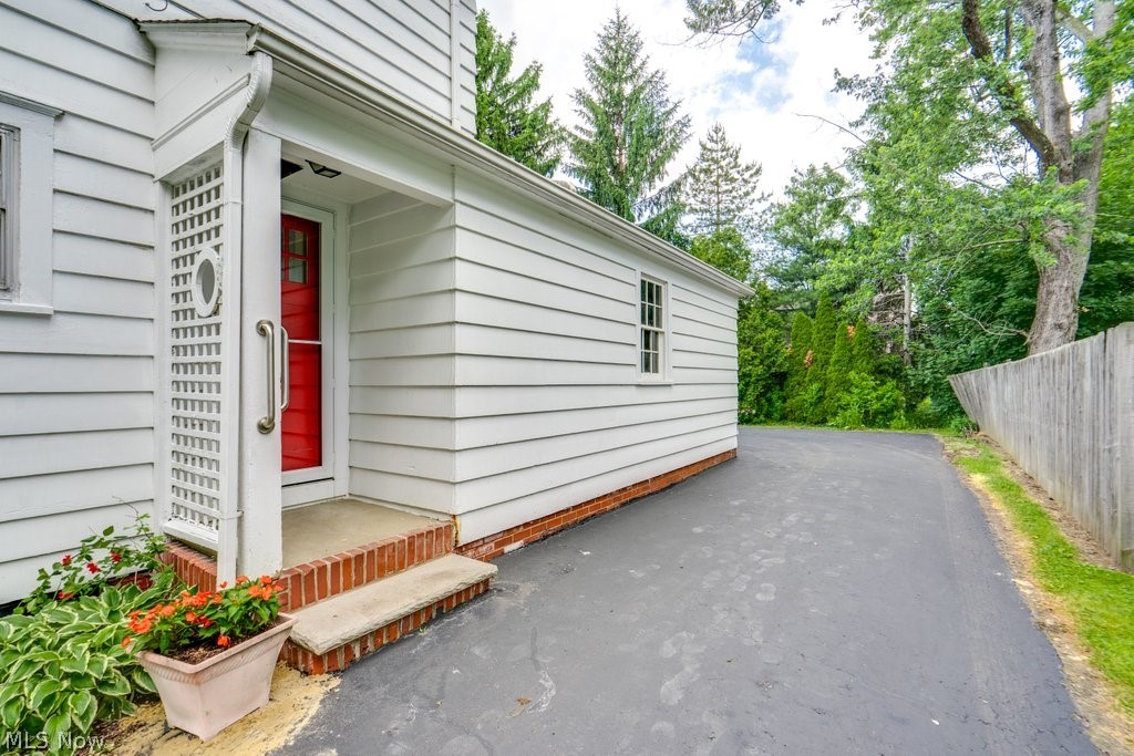 632 Roslyn Avenue Akron OH 44320