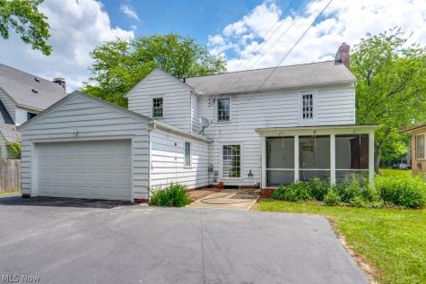 632 Roslyn Avenue Akron OH 44320