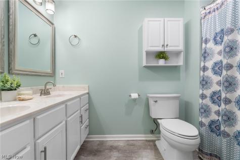 61 Weil Avenue Coventry OH 44319