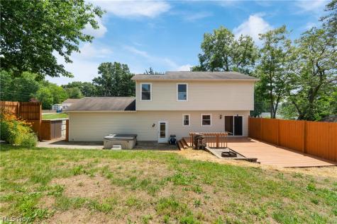 61 Weil Avenue Coventry OH 44319
