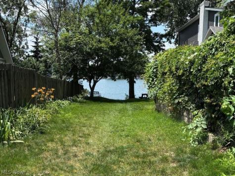 61 Weil Avenue Coventry OH 44319