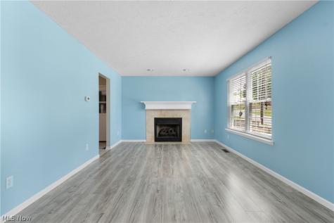 61 Weil Avenue Coventry OH 44319
