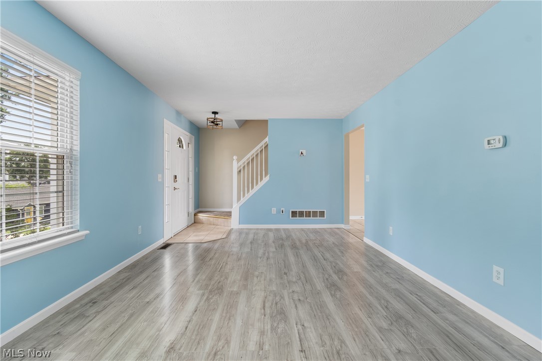 61 Weil Avenue Coventry OH 44319