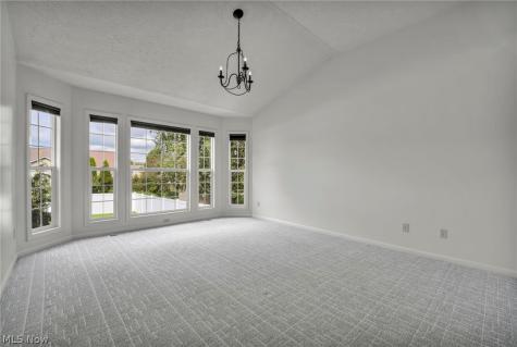 1621 Cadney Street NE Canton OH 44714