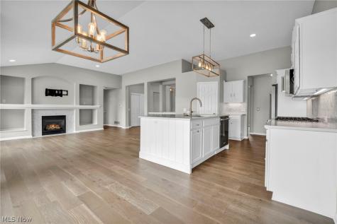 1621 Cadney Street NE Canton OH 44714
