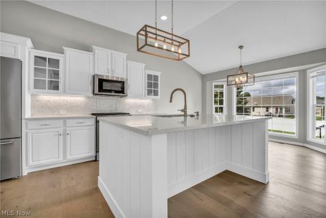 1621 Cadney Street NE Canton OH 44714
