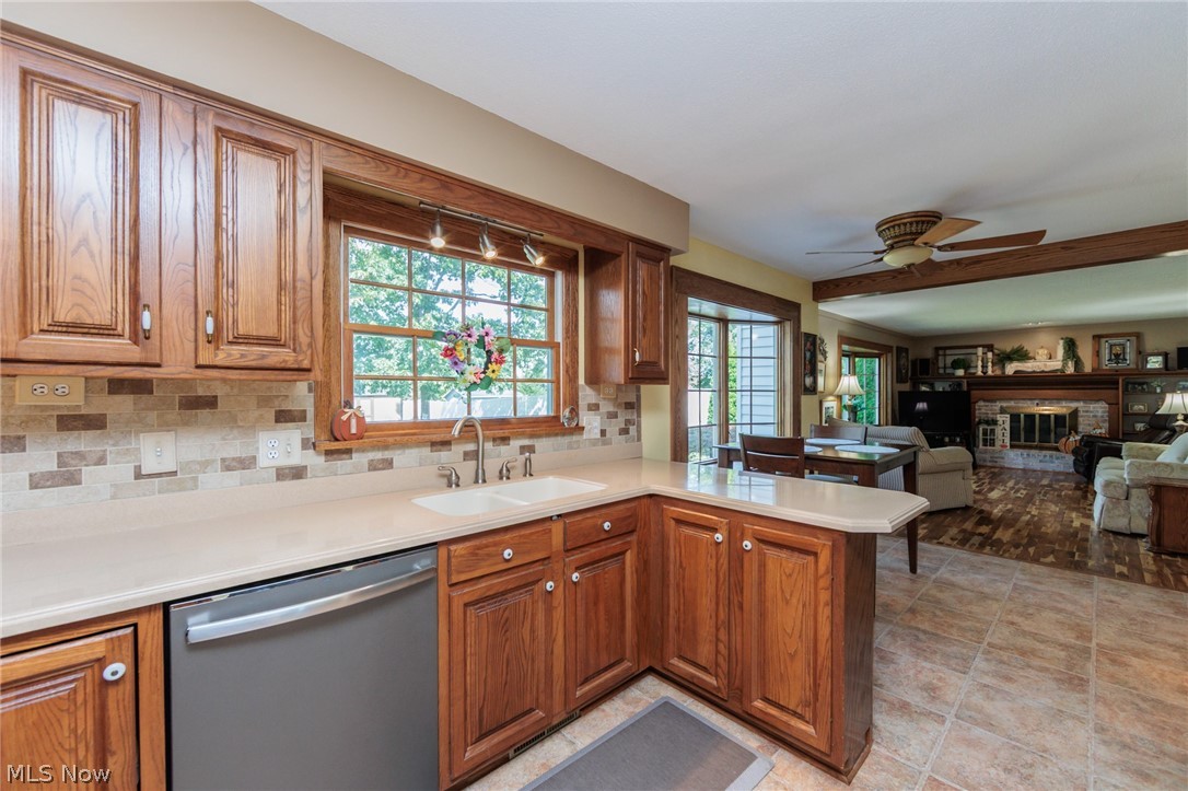 316 Crestview Drive Elyria OH 44035