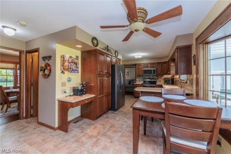 316 Crestview Drive Elyria OH 44035