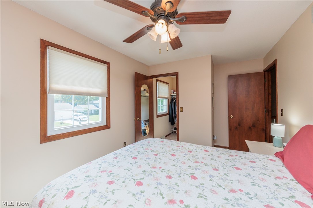 316 Crestview Drive Elyria OH 44035